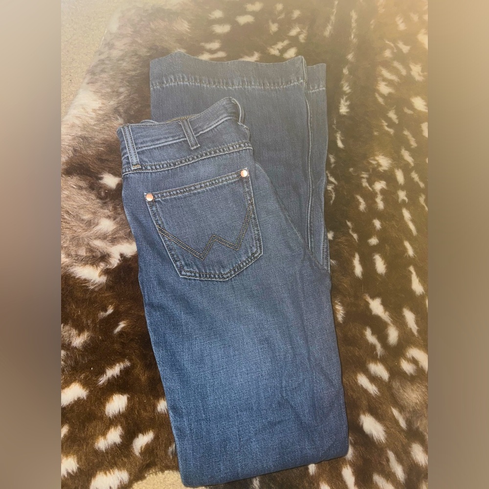 Women’s Wranglers High Rise Flare size 26x34